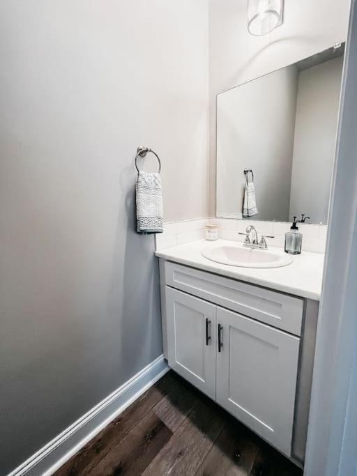 New Luxury Townhome Youngsville Εξωτερικό φωτογραφία